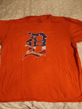 Fanatics Orange Short-Sleeve Tee with Stars-and-Stripes 'D' Graphic
